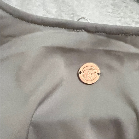 Elegant grey Flared Sleeve Dress - Picture 5 of 6